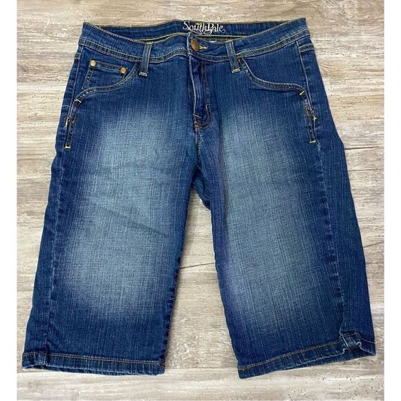 South Pole Metal Stud Junior Jean Shorts Sz 9 - Picture 3 of 4